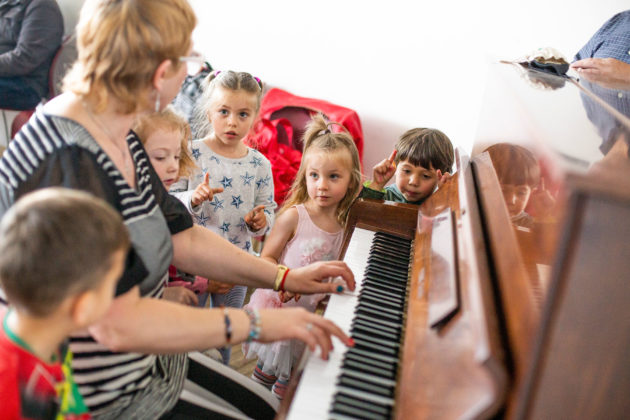 children in Tikvah music