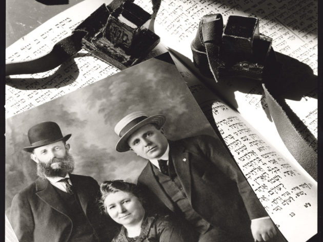 Old-fashioned photo of three people