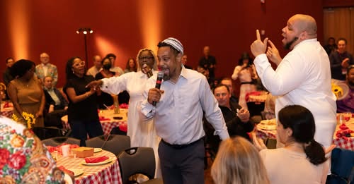 'Kosher Gospel' | Black and Jewish Americans Mark Juneteenth Together