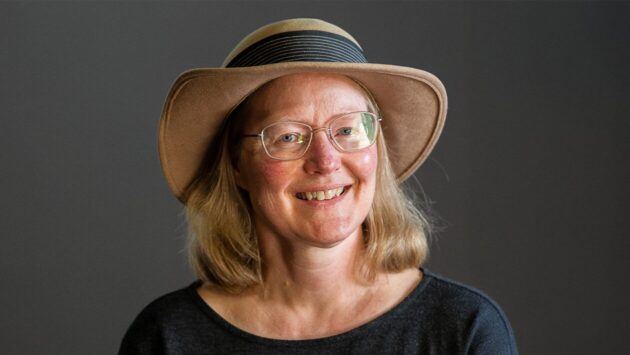 CarolBoothHeadshot