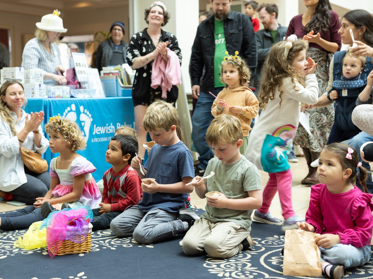 251010_JLL_JewishBabyNetwork_EarlyShabbat_1260x944_v2mh EarlyShabbatJBN